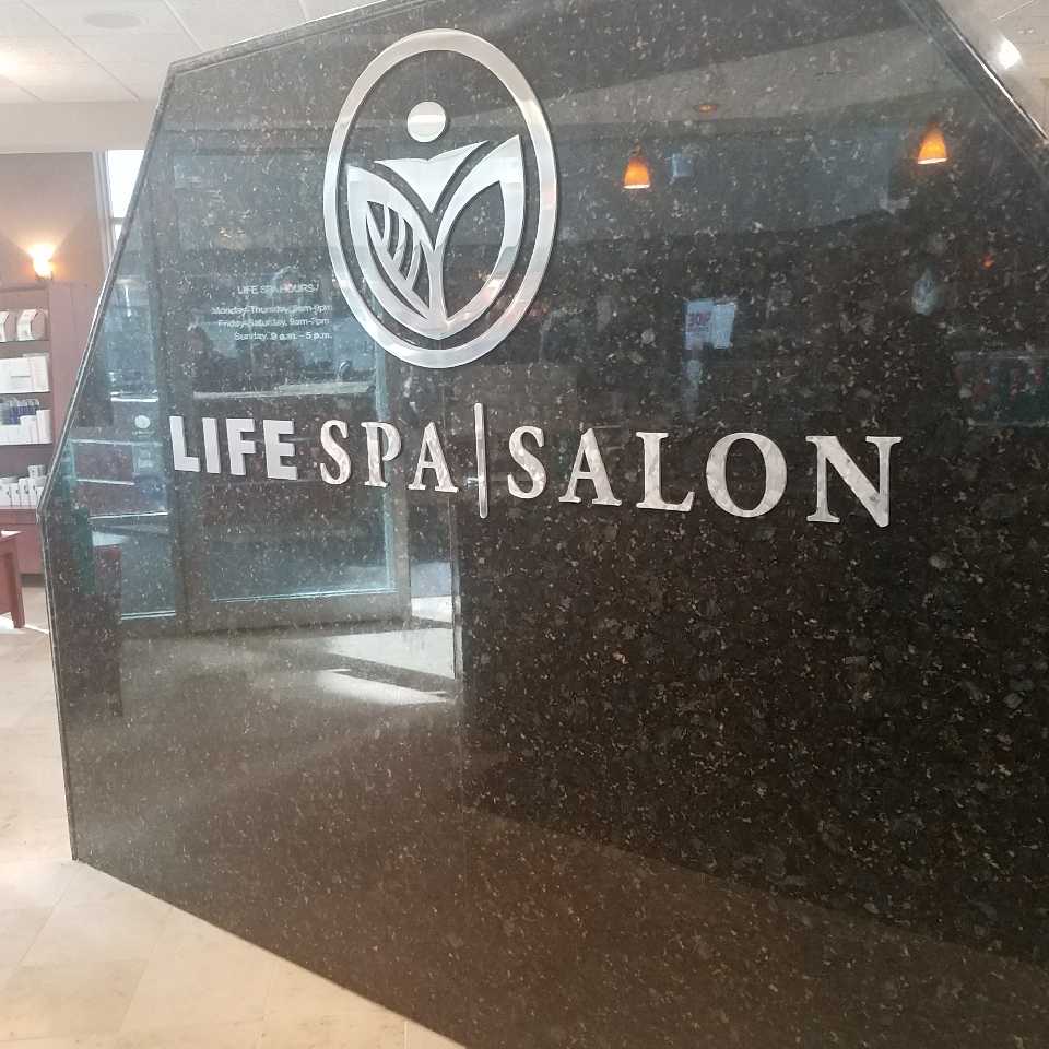 LifeSpa nail photo 2